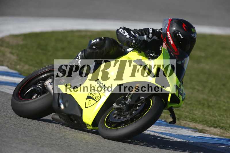 /Archiv-2024/02 29.01.-02.02.2024 Moto Center Thun Jerez/Gruppe gruen-green/229